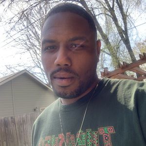 Meet your Posher, Jaron